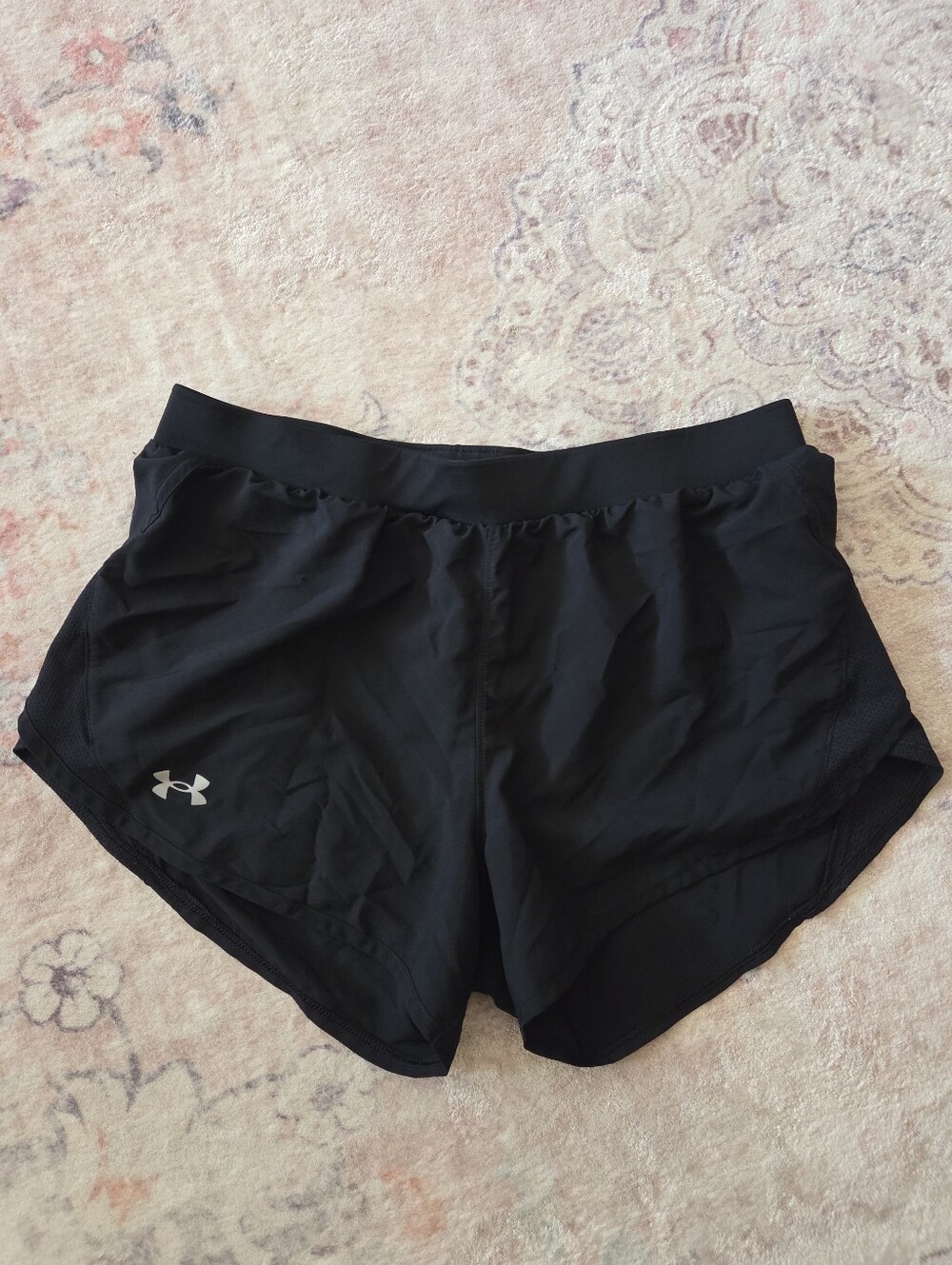 Bundle Of 8 Womens Athletic Shorts 5 Under Armour, 2 Adidas, 1 Nike Size Smalls - Picture 11 of 15
